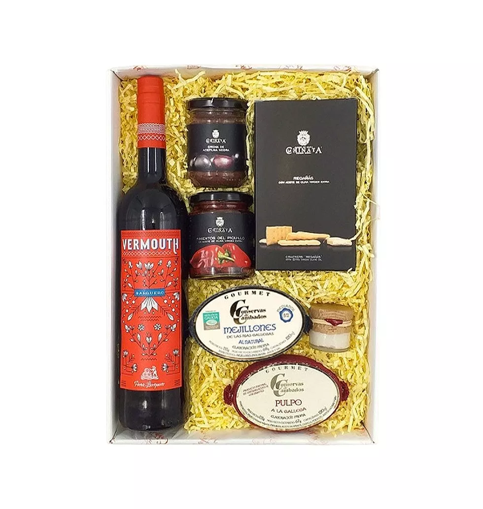 Elegant Red Vermouth Hamper