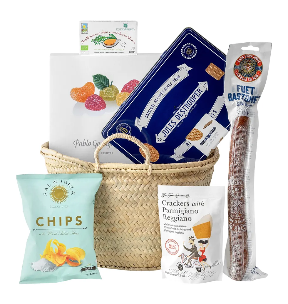 Exquisite Snack Experience Basket