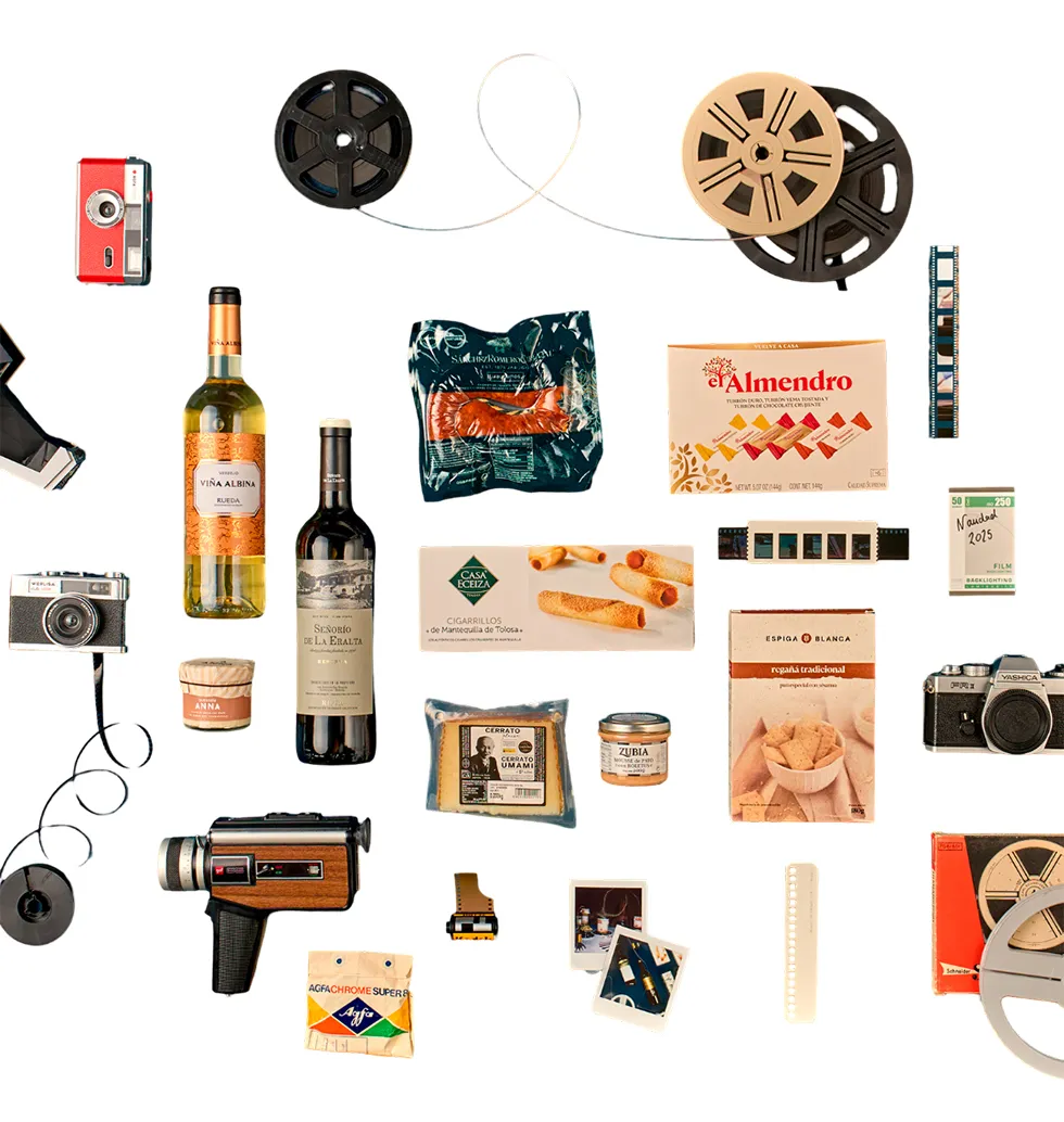 Elegant Artisan Delicacy Chest