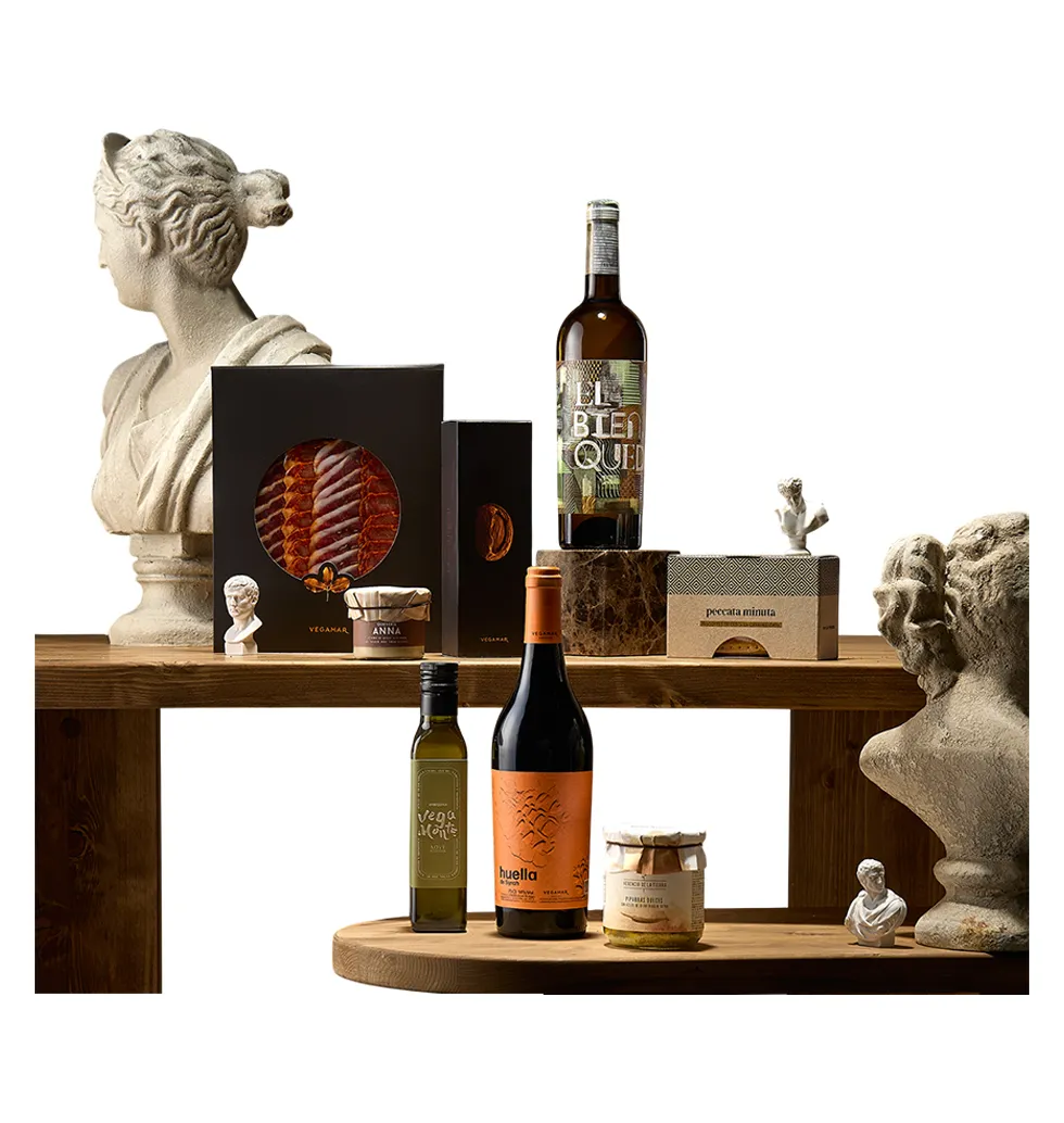 Elegant Iberian Vegamar Delight Box